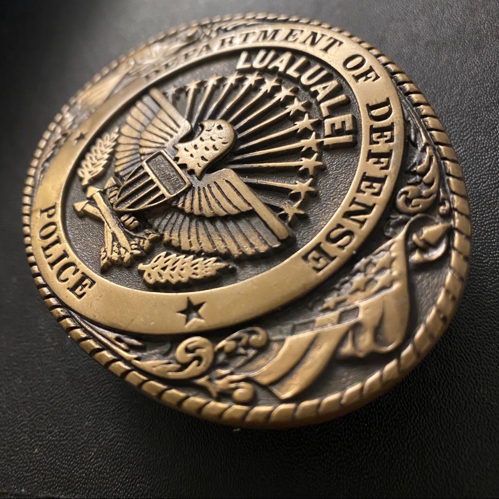 Vintage Police Belt Buckle USA New oval gold black - Picture 6 of 7